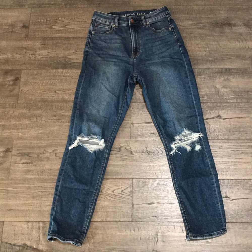 Blue wash ripped denim American Eagle jeans